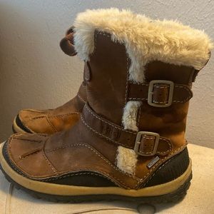 Merrill winter waterproof lined hiking boots, size 8, great condition